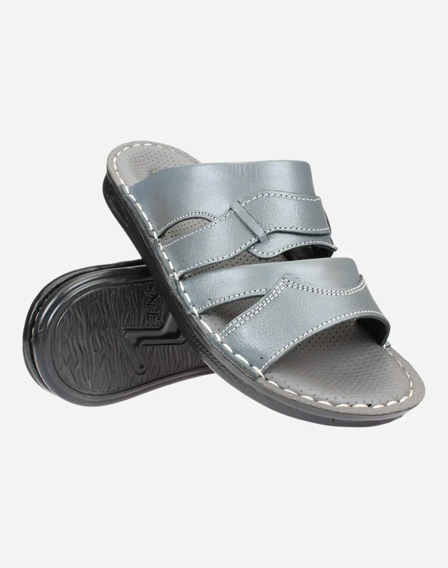 Flexible-and-practical-medical-slippers-grey-color-Image-of-the-sole